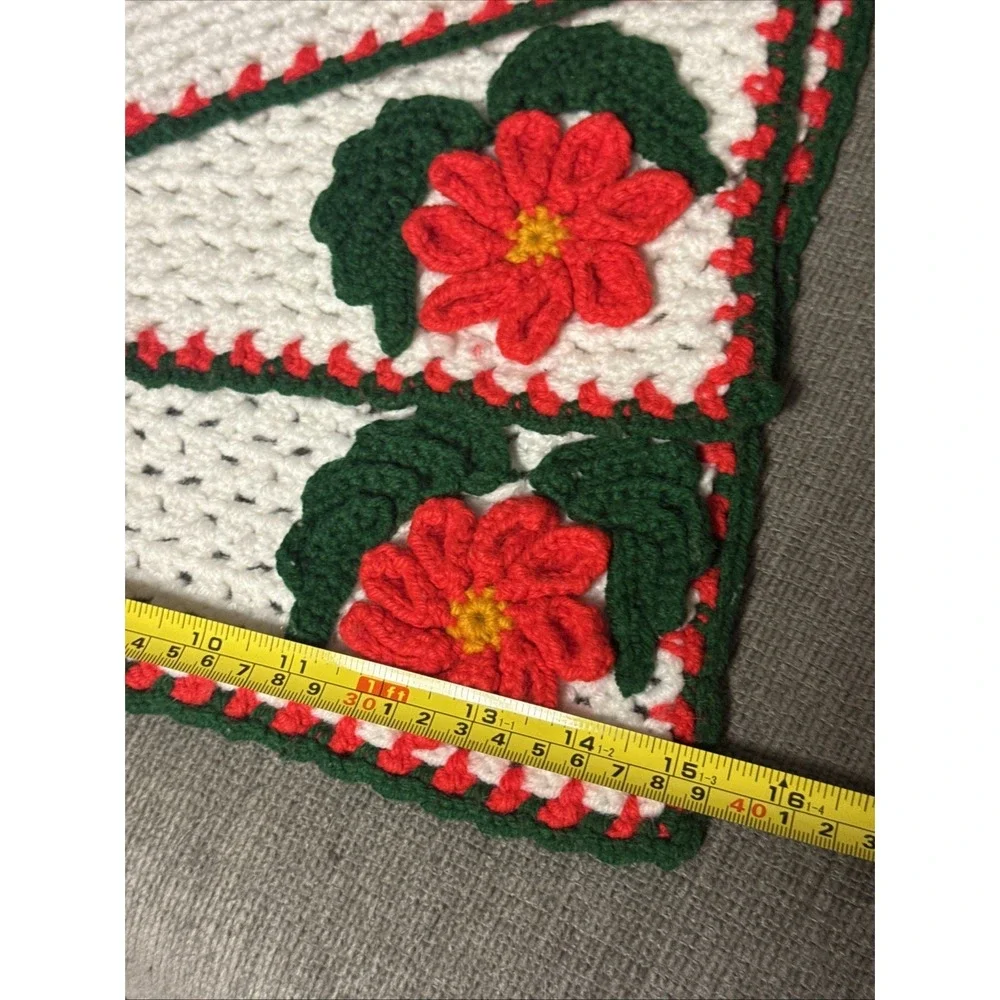 Set of 4 Handmade Crochet Poinsettia Placemats Christmas Holiday Table 10x15